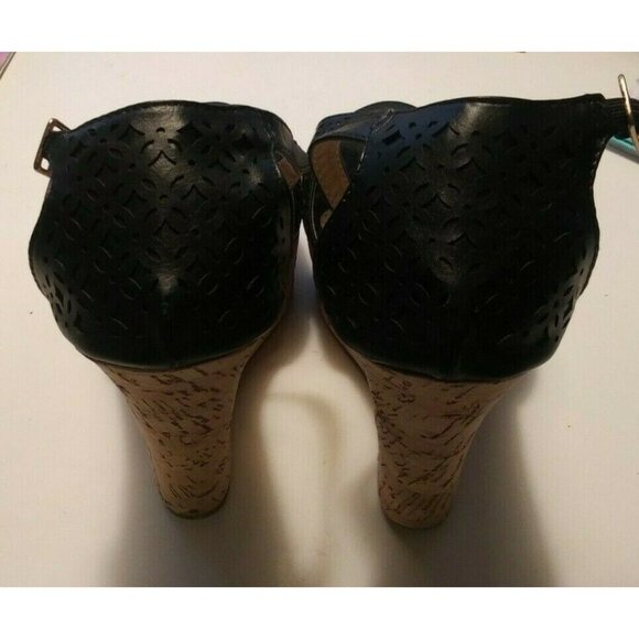 Rue 21 etc ! women size 8/9  black wedge heel open toe strappy sandals - Picture 3 of 5